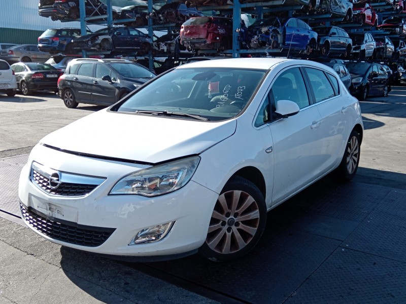 opel astra j lim. del año 2010
