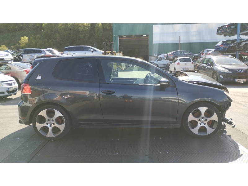 volkswagen golf vi (5k1) del año 2011