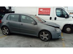 volkswagen golf v berlina (1k1) del año 2004 2
