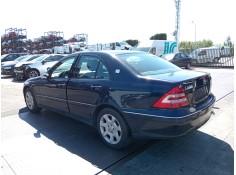 mercedes clase c (w203) berlina del año 2006 2