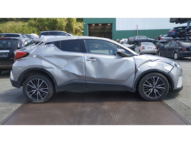 toyota c-hr del año 2017