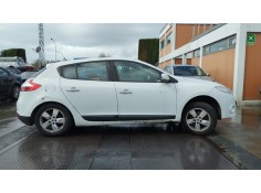renault megane iii berlina 5 p del año 2010