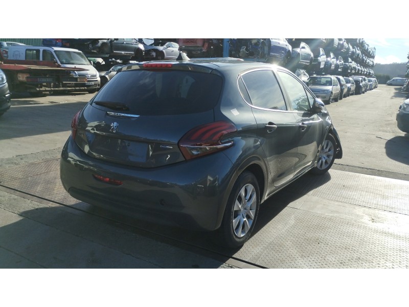 peugeot 208 del año 2017