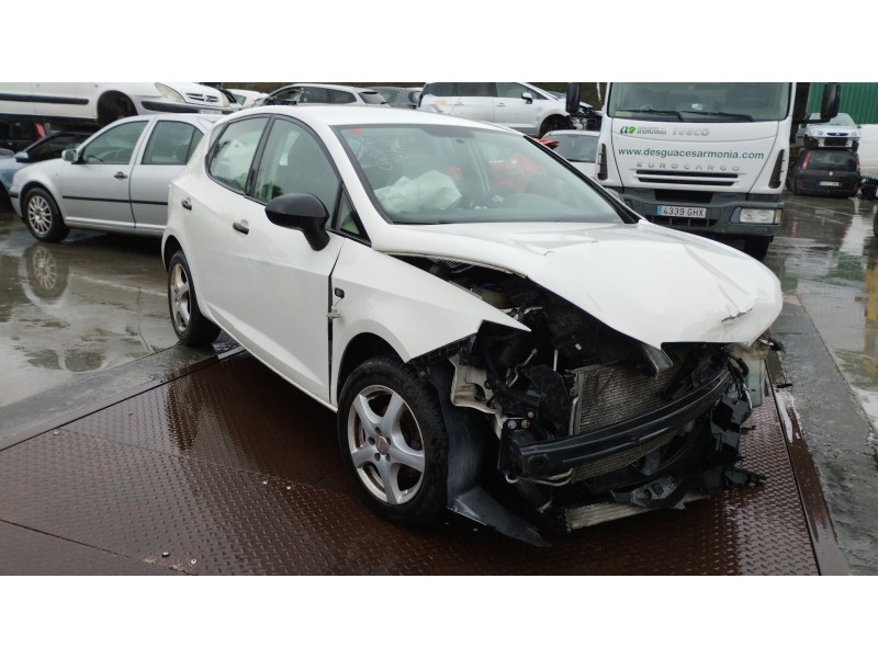 seat ibiza (6j5) del año 2009