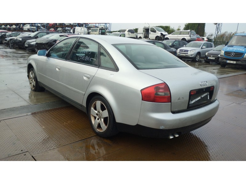 audi a6 berlina (4b2) del año 2001