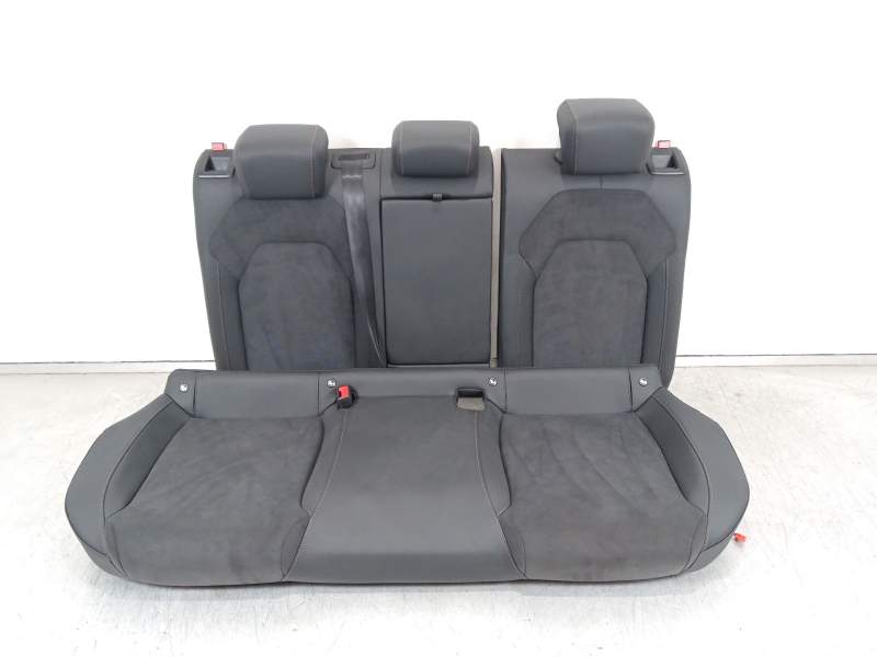ASIENTOS TRASEROS 5FA885375K 