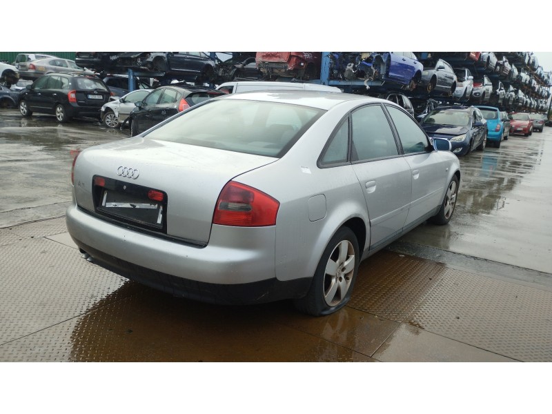 audi a6 berlina (4b2) del año 2001