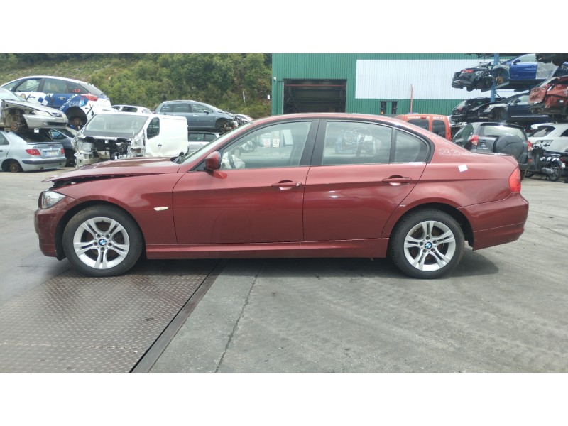bmw serie 3 berlina (e90) del año 2011