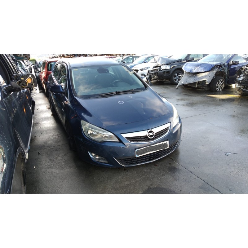 opel astra j lim. del año 2009