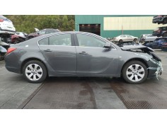 opel insignia berlina del año 2010