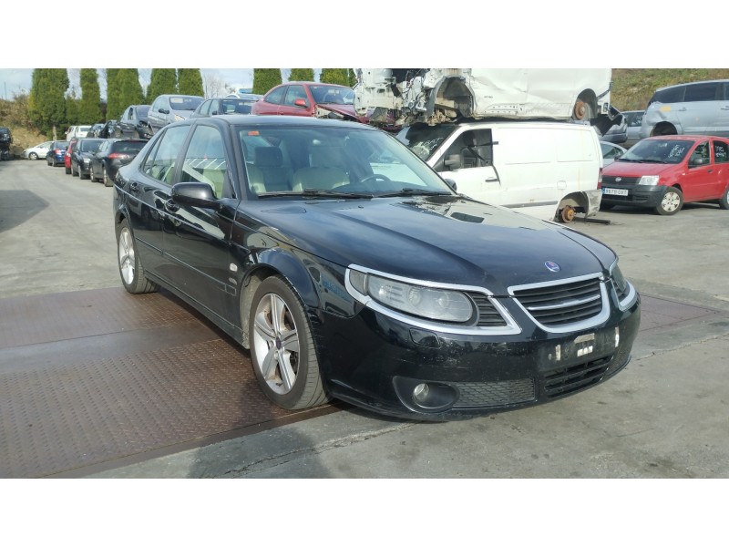 saab 9-5 berlina del año 2009