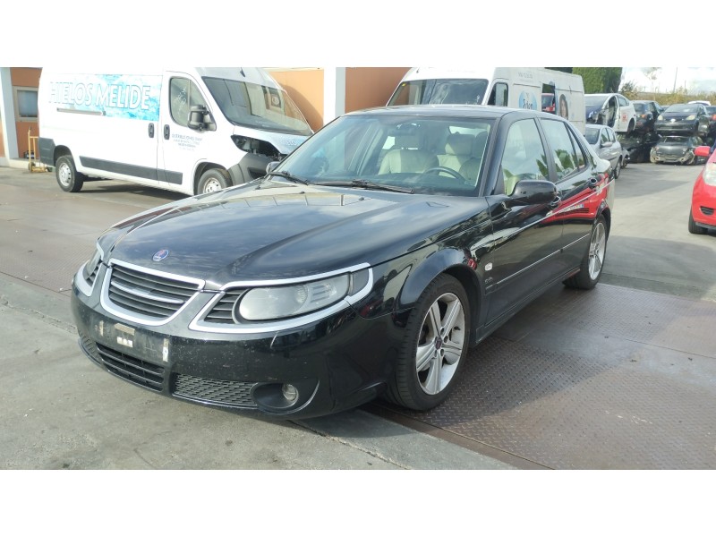 saab 9-5 berlina del año 2009
