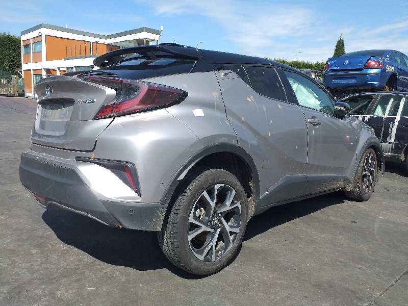 toyota c-hr del año 2016