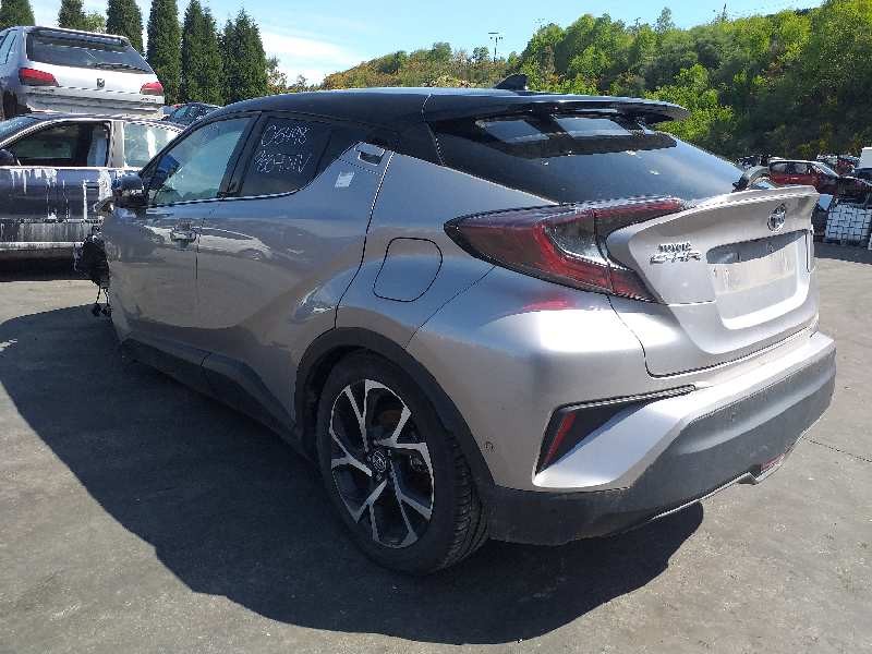 toyota c-hr del año 2016
