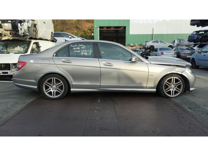 mercedes clase c (w204) berlina del año 2008