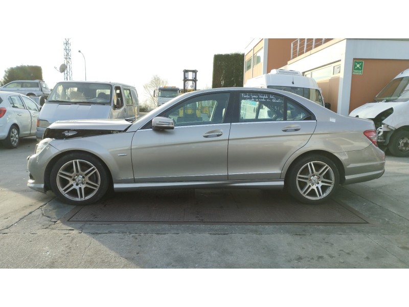 mercedes clase c (w204) berlina del año 2008