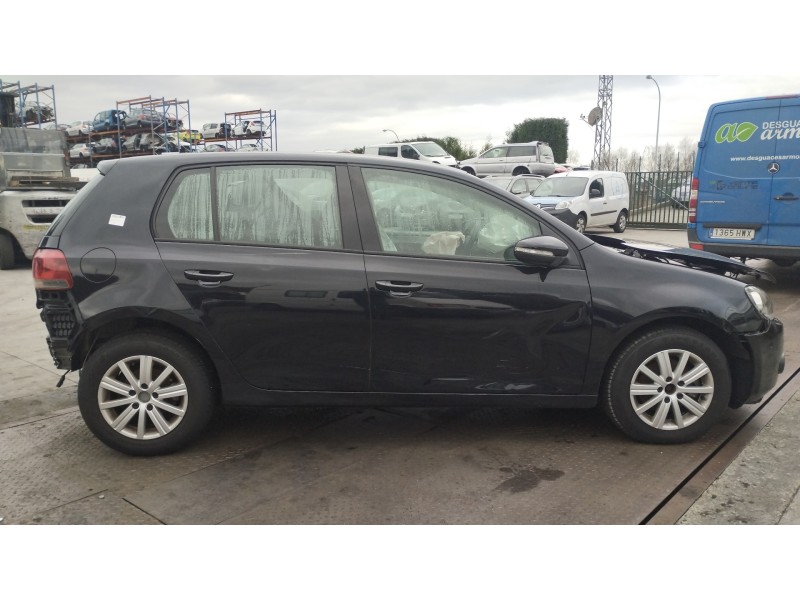 volkswagen golf vi (5k1) del año 2010