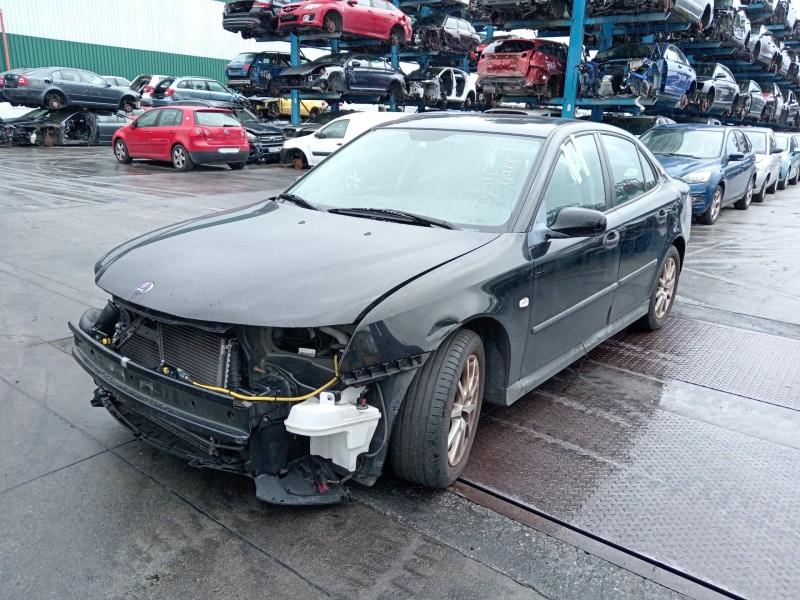 saab 9-3 berlina del año 2004
