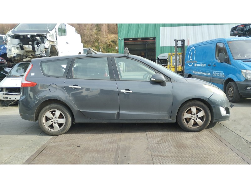 renault grand scenic iii del año 2011