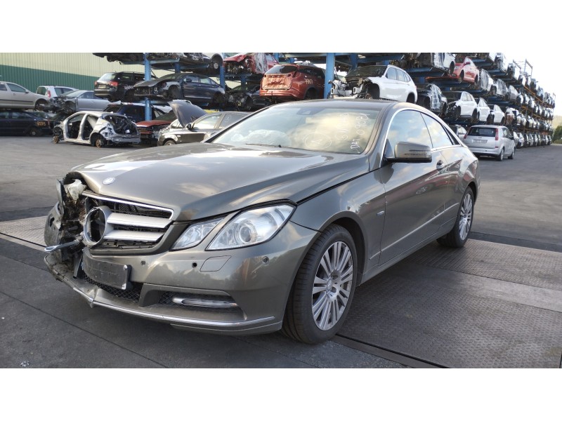 mercedes clase clk (w207) coupe del año 2011