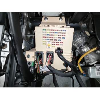 CAJA RELES / FUSIBLES 91950A2030 