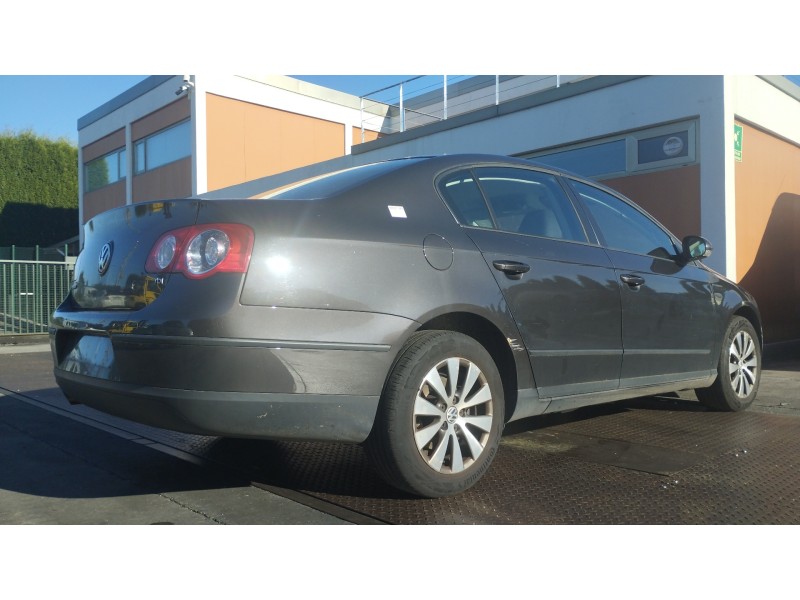 volkswagen passat berlina (3c2) del año 2010