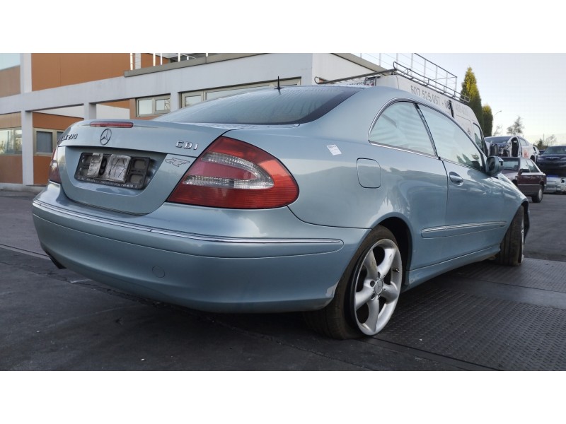 mercedes clase clk (w209) coupe del año 2003