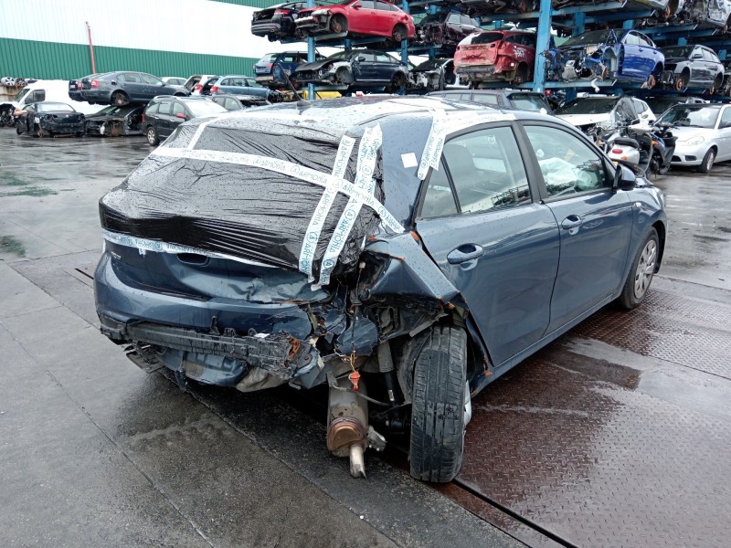 kia rio (yb) del año 2017