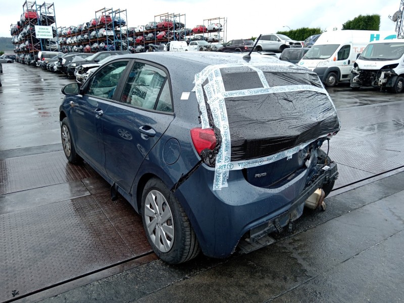 kia rio (yb) del año 2017