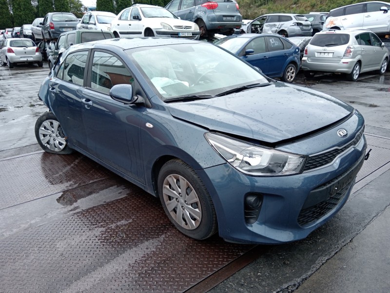 kia rio (yb) del año 2017
