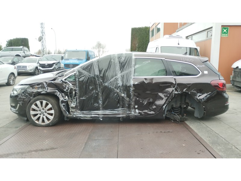 opel astra j sports tourer del año 2014