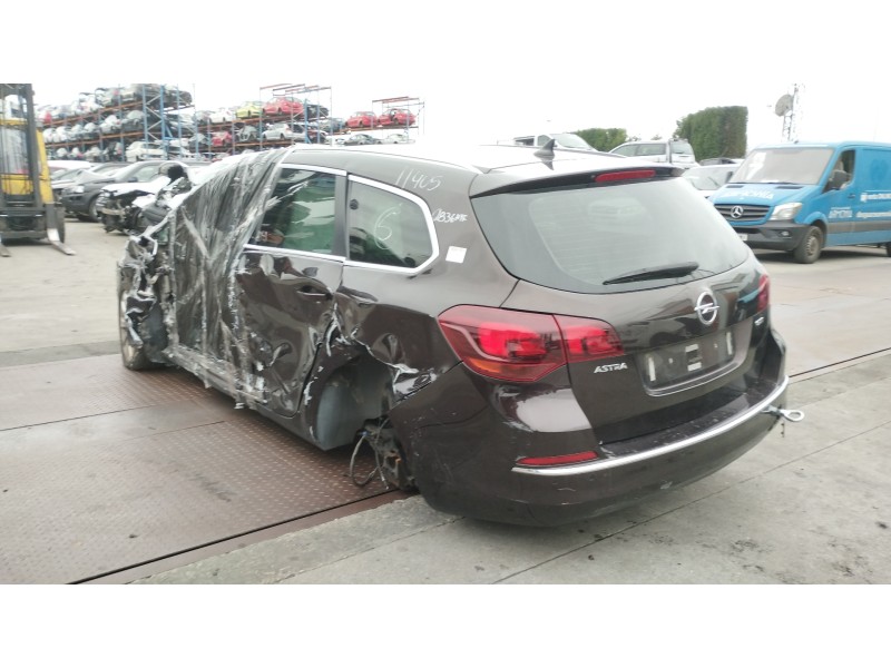 opel astra j sports tourer del año 2014