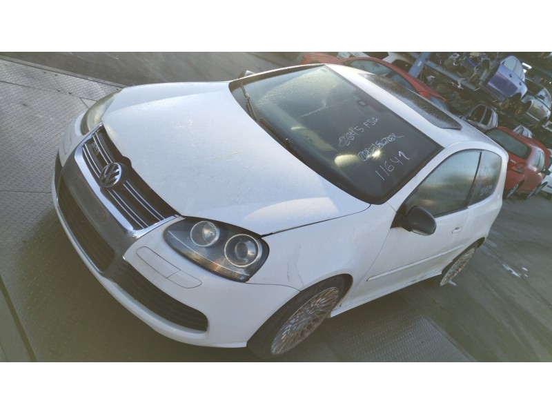 volkswagen golf v berlina (1k1) del año 2007