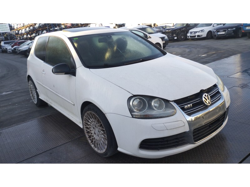 volkswagen golf v berlina (1k1) del año 2007