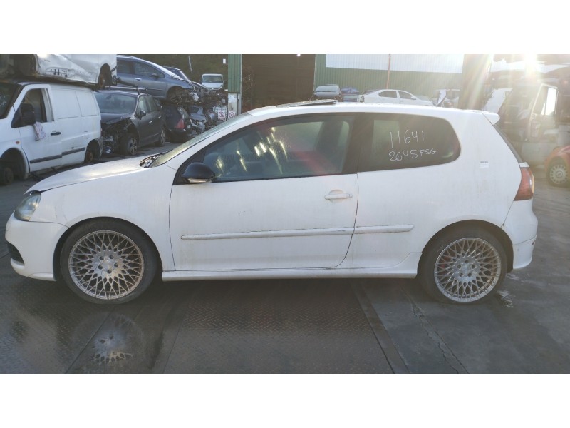 volkswagen golf v berlina (1k1) del año 2007