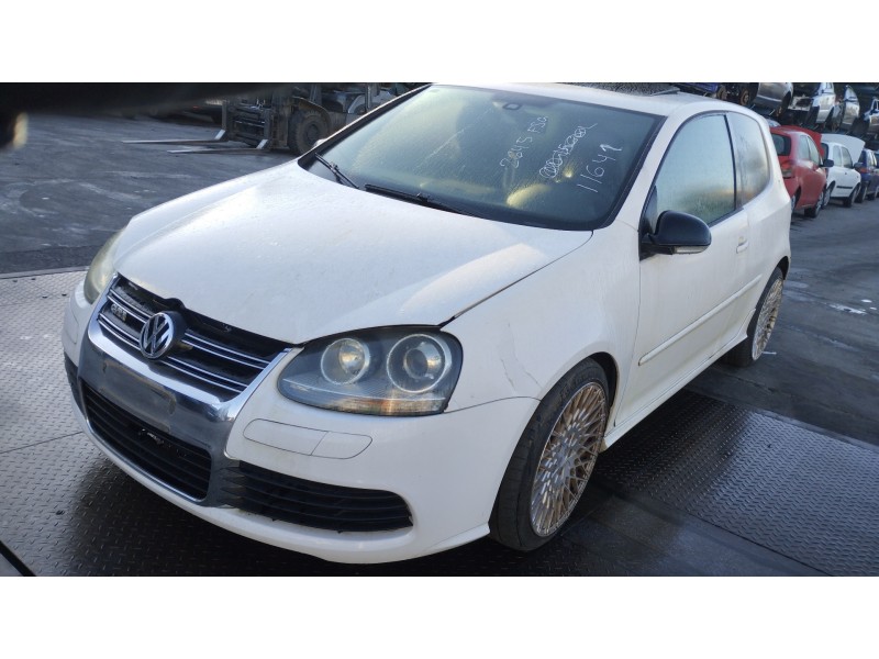 volkswagen golf v berlina (1k1) del año 2007