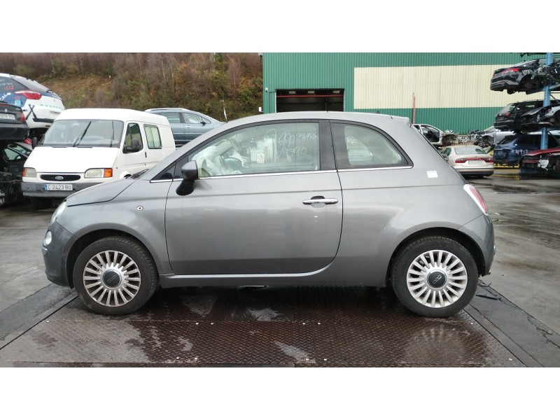 fiat nuova 500 (150) del año 2013