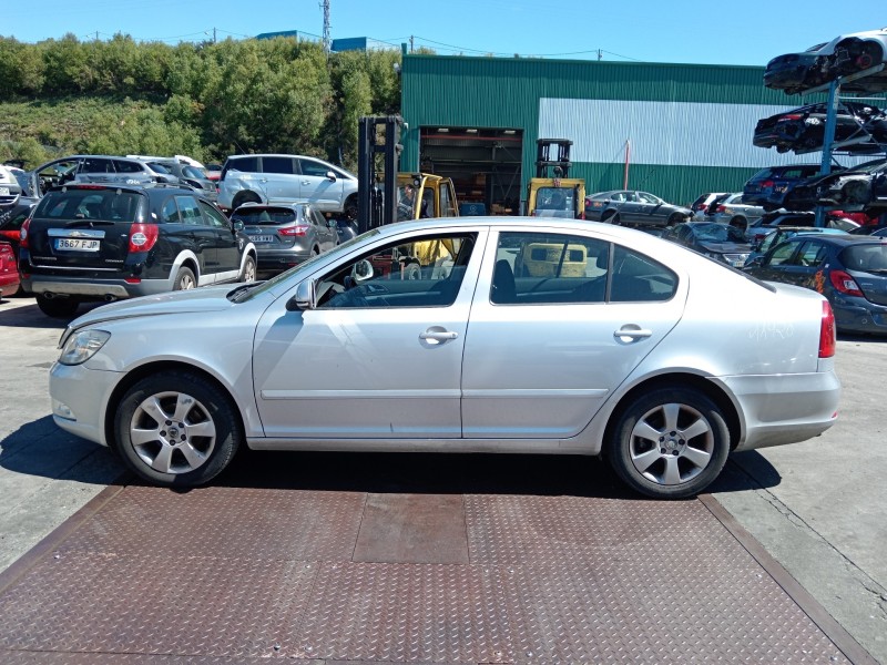 skoda octavia berlina (1z3) del año 2009