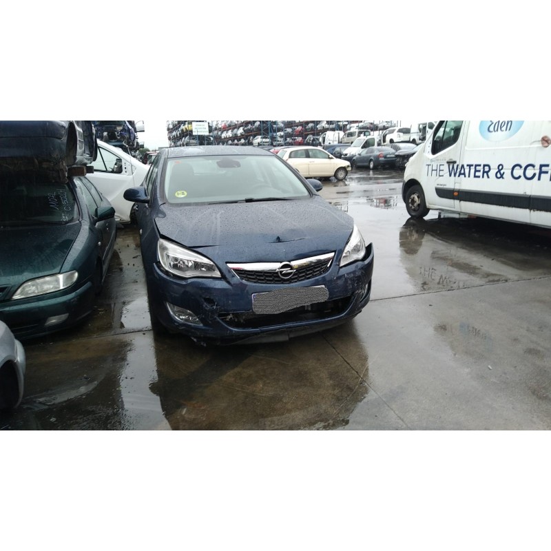 opel astra j lim. del año 2012