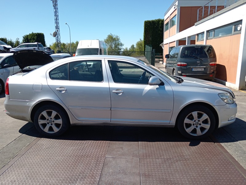 skoda octavia berlina (1z3) del año 2009