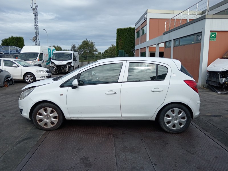 opel corsa d del año 2008