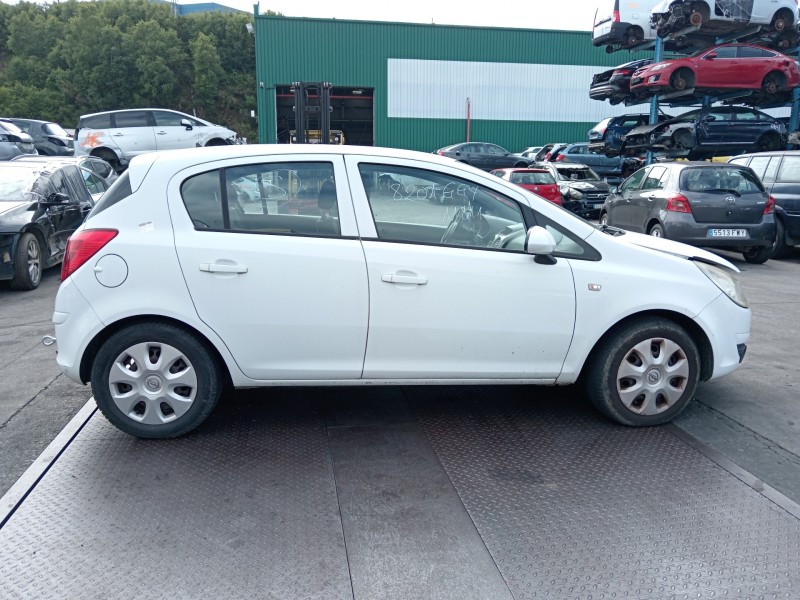 opel corsa d del año 2008