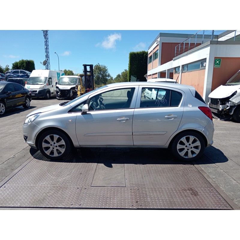 opel corsa d del año 2007