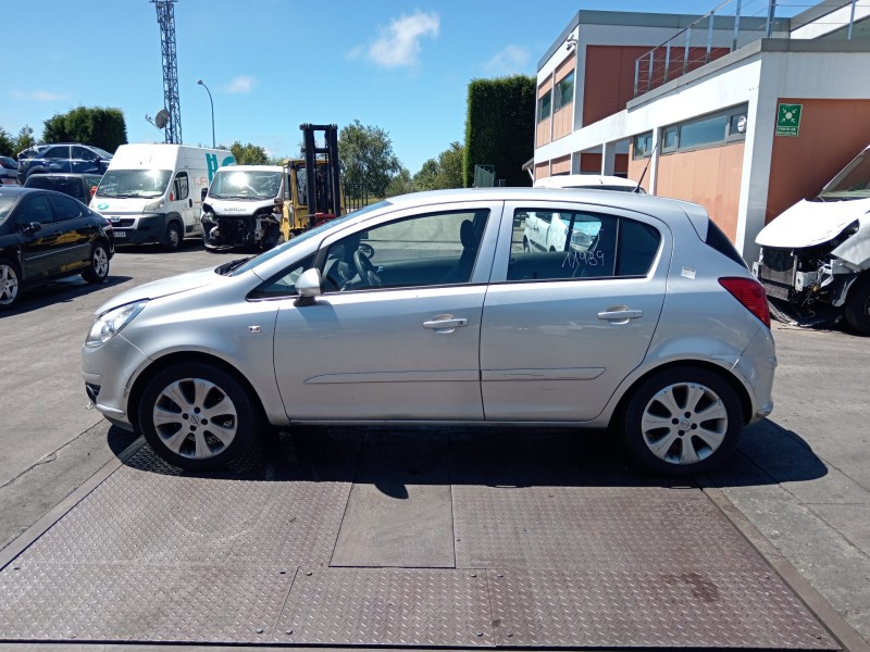 opel corsa d del año 2007