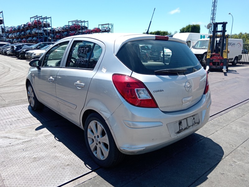 opel corsa d del año 2007
