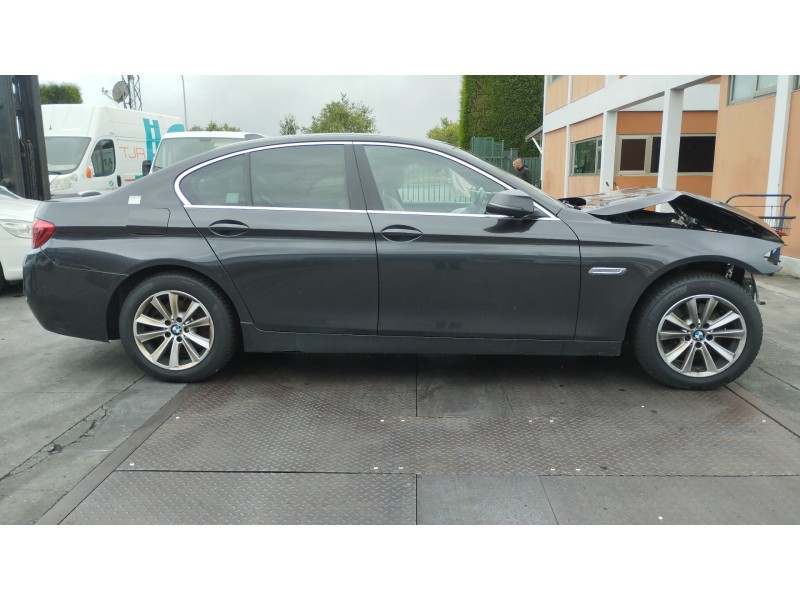 bmw serie 5 lim. (f10) del año 2016