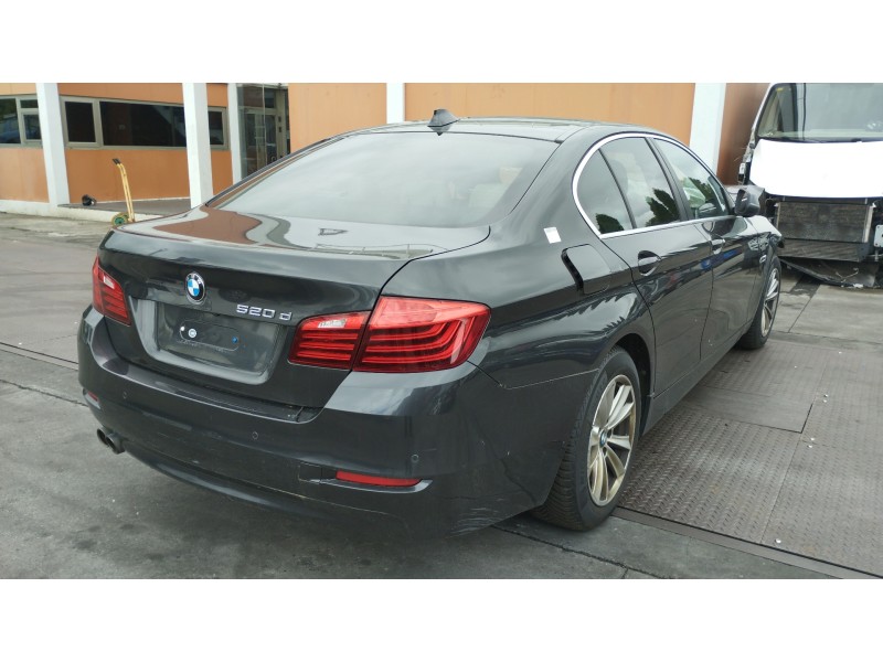 bmw serie 5 lim. (f10) del año 2016