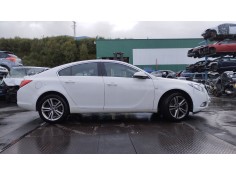 opel insignia berlina del año 2011