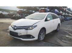 toyota auris del año 2016 2