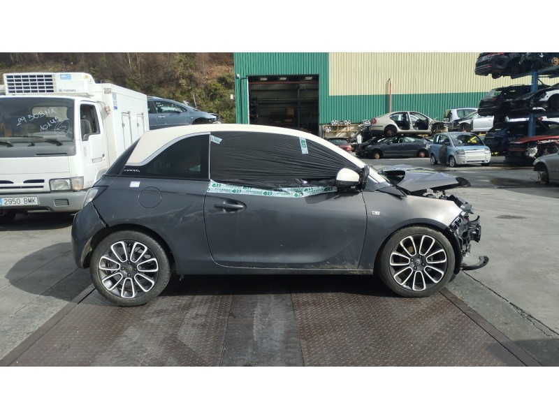 opel adam del año 2016